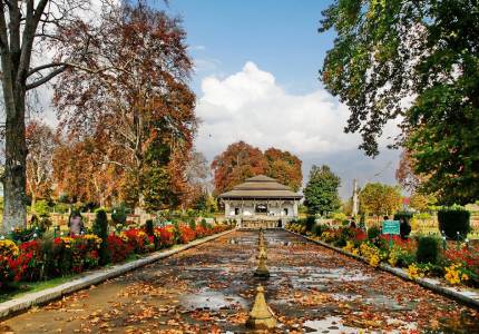 9 Days Kashmir Grand Tour from Chandigarh